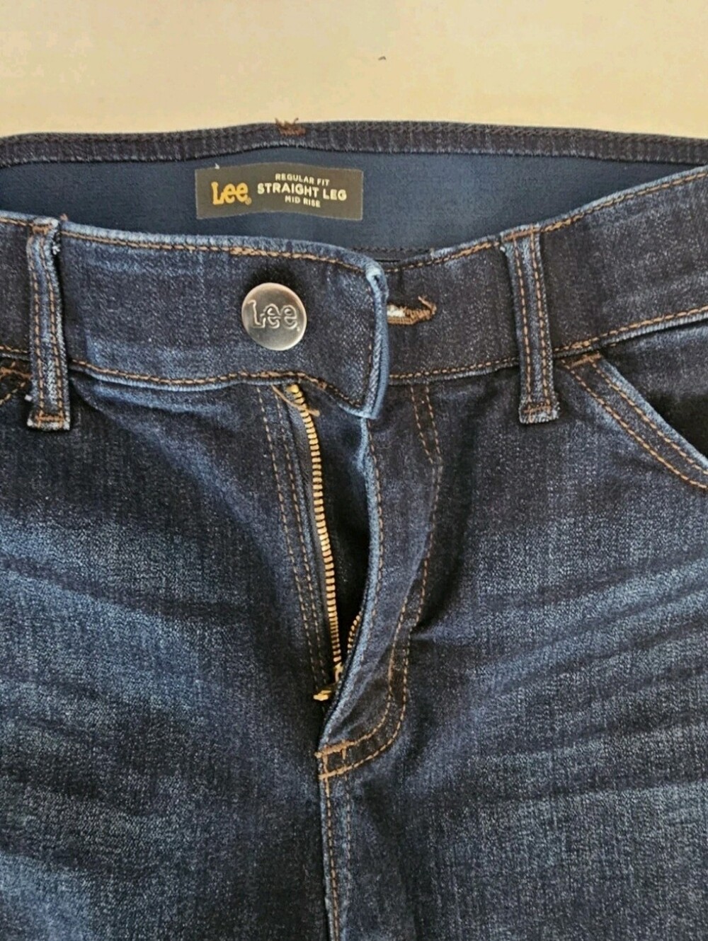 Lee Mid-Rise Straight-Leg Women's Size 10 Dark Wash Cotton Denim Flex Motion